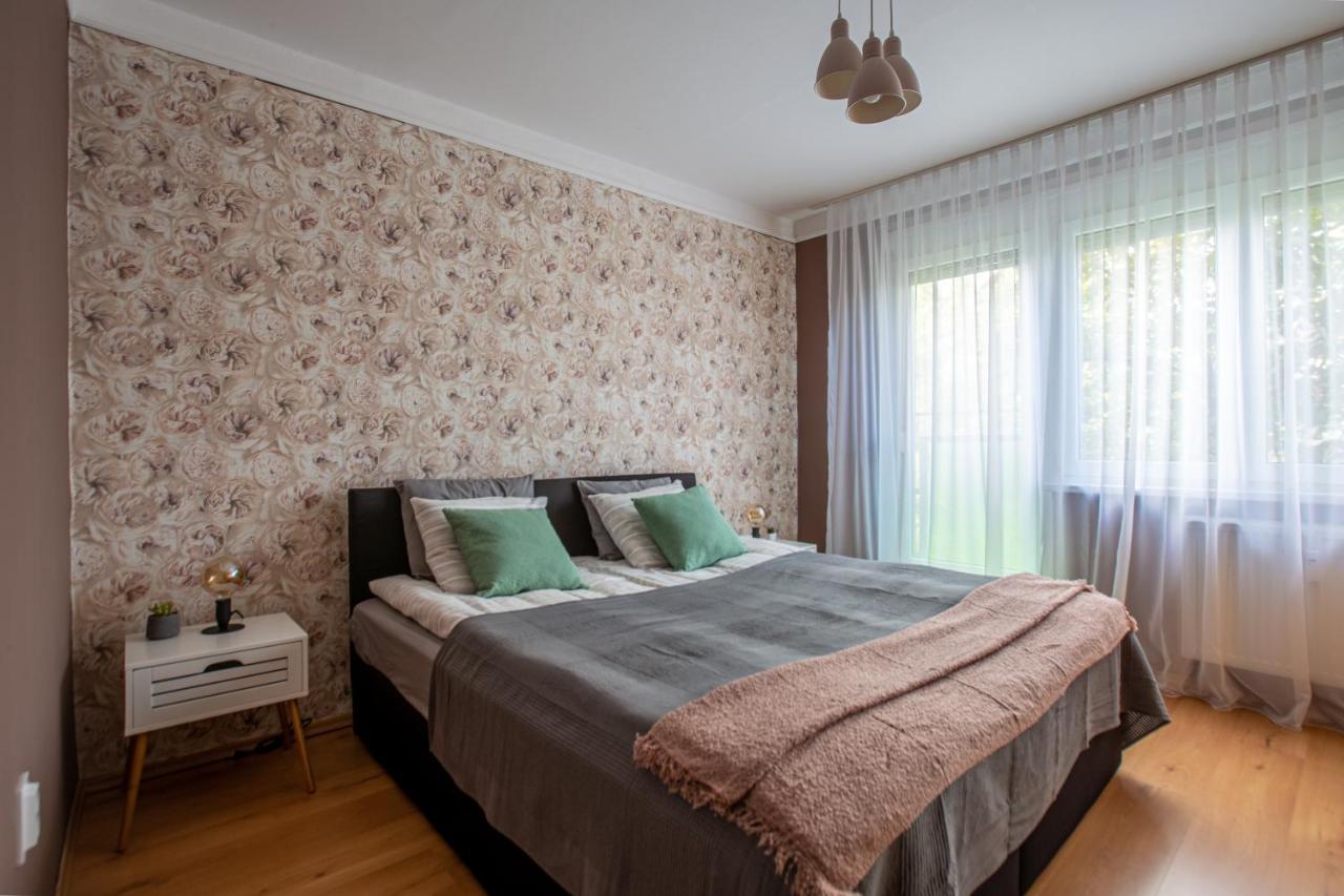 Center Home Apartman Orosháza Kültér fotó